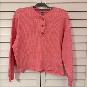 Old Navy Women’s Oversized Cozy Waffle Henley Top